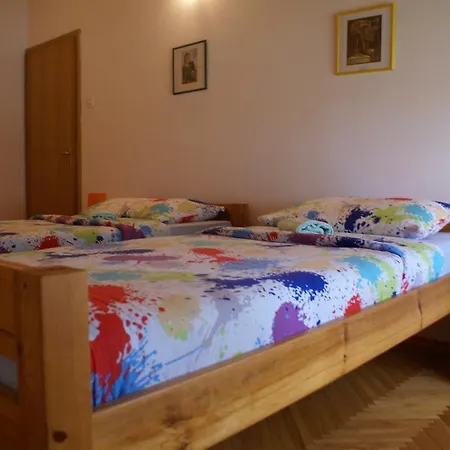 Dvori Apartment Marcana